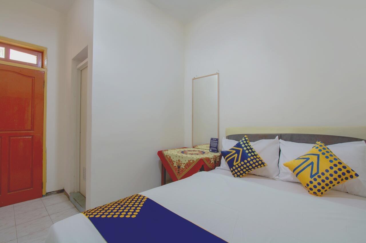 Hotel Spot On 3218 Bee Palm Family Syariah Malang Exteriér fotografie