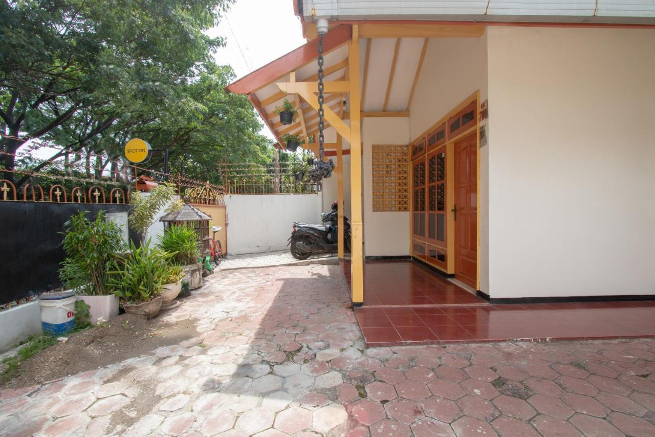 Hotel Spot On 3218 Bee Palm Family Syariah Malang Exteriér fotografie