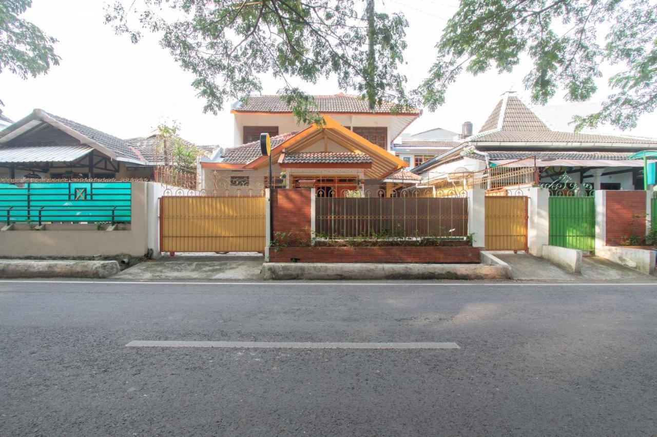 Hotel Spot On 3218 Bee Palm Family Syariah Malang Exteriér fotografie