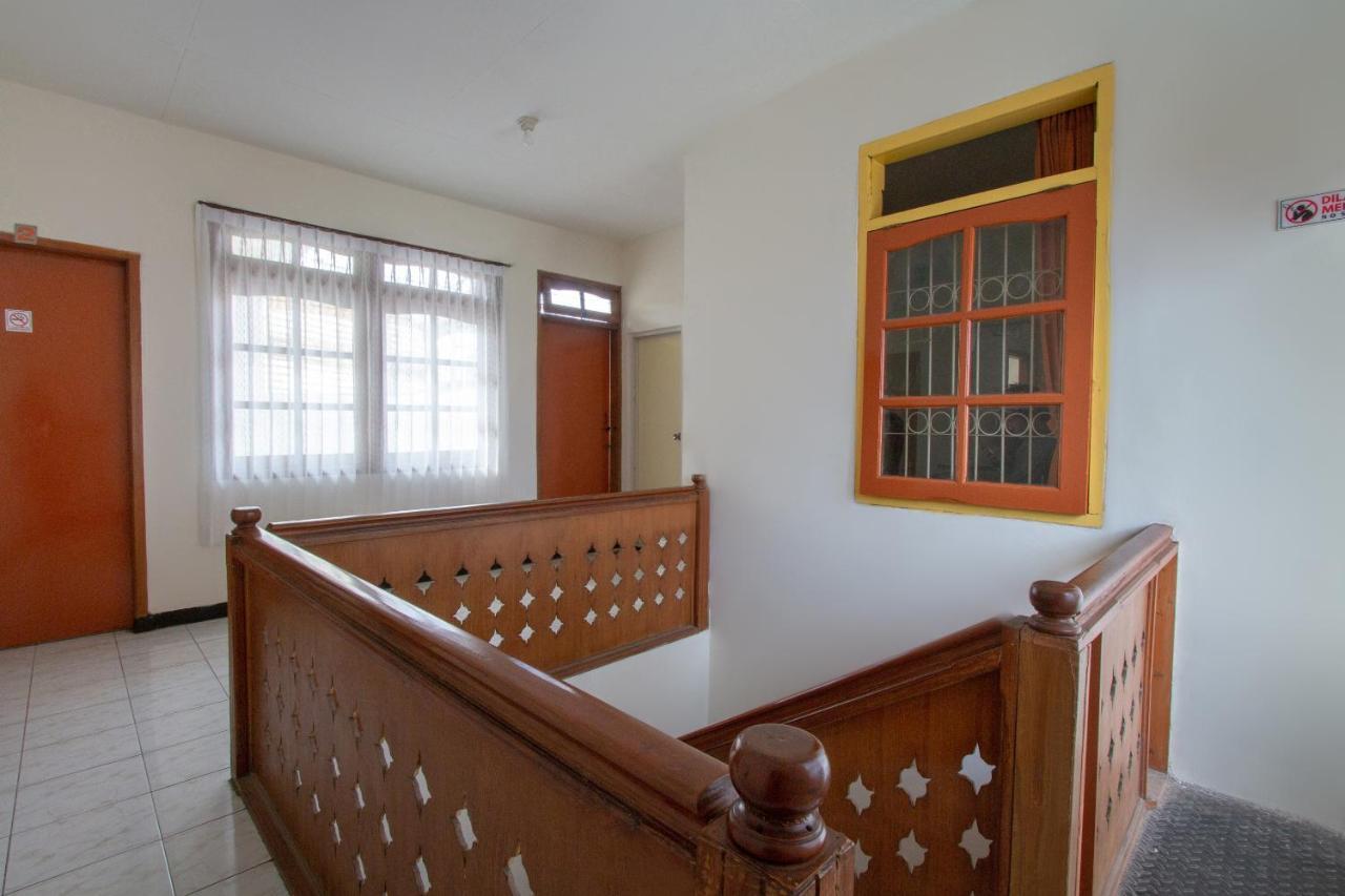 Hotel Spot On 3218 Bee Palm Family Syariah Malang Exteriér fotografie